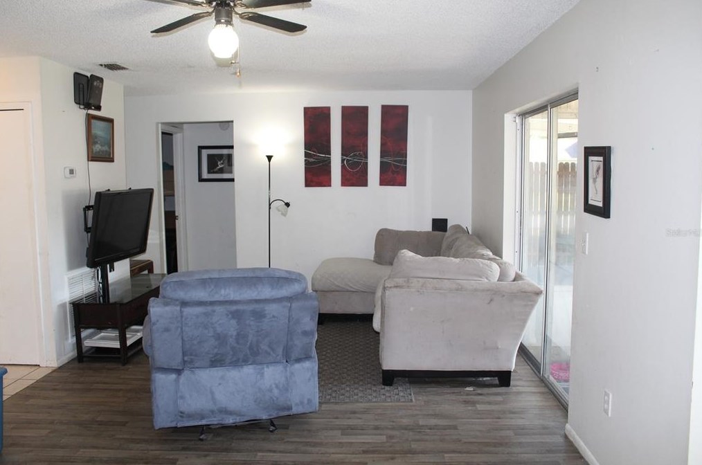 2694 Waco Dr, Deltona FL  32738-1949 exterior