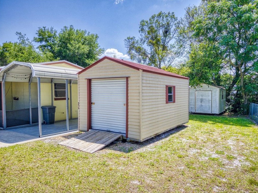 2691 Kimberly Dr, Deltona FL  32738-2495 exterior