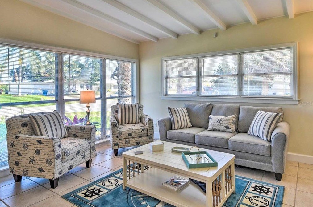 132 Longwood Dr, Ormond Beach FL  32176-3558 exterior