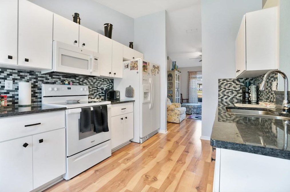 61 Redwood Rd, Ocala FL  34472-9515 exterior