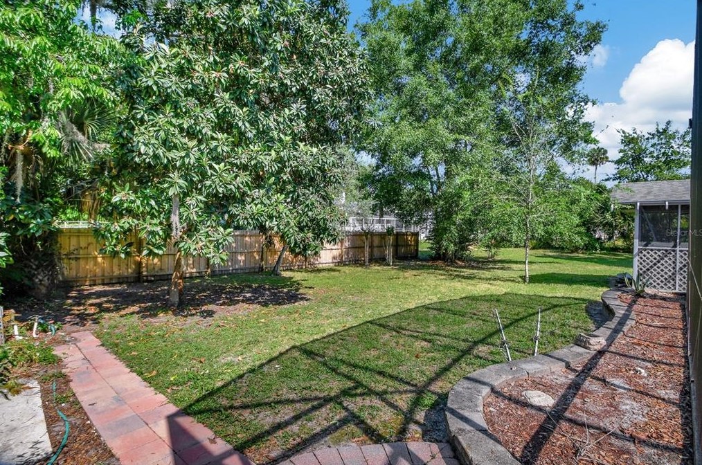 130 Garfield Ave, Deland FL  32724-4408 exterior