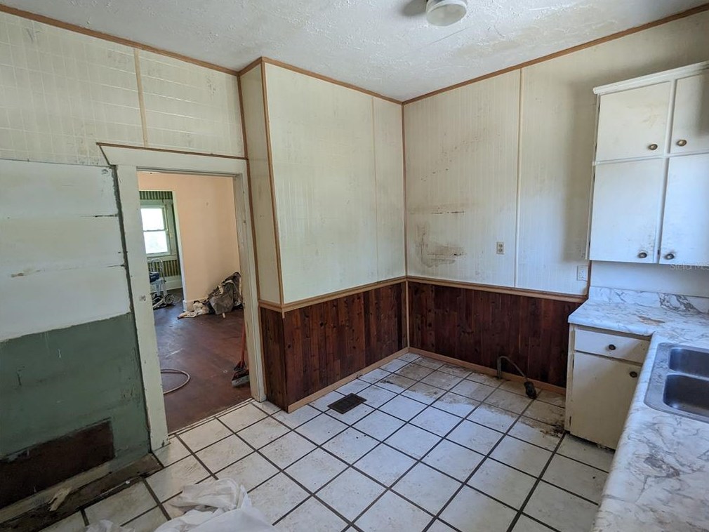 119 Leon Ave, Deland FL  32720-5015 exterior