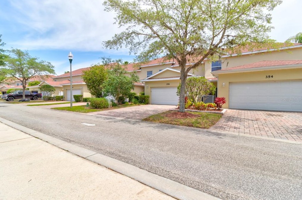 356 Airport Rd, New Smyrna FL  32168-8731 exterior