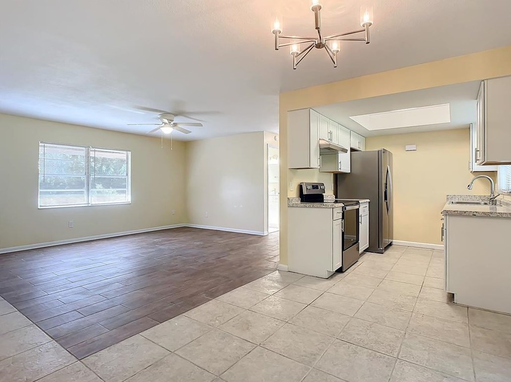 1522 Center St, Deland FL 32720-3001 exterior