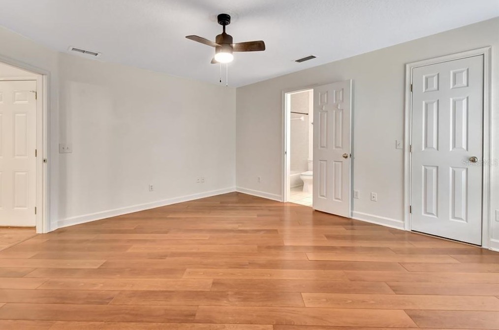 1104 Helen Dr, Deland FL  32720-9500 exterior