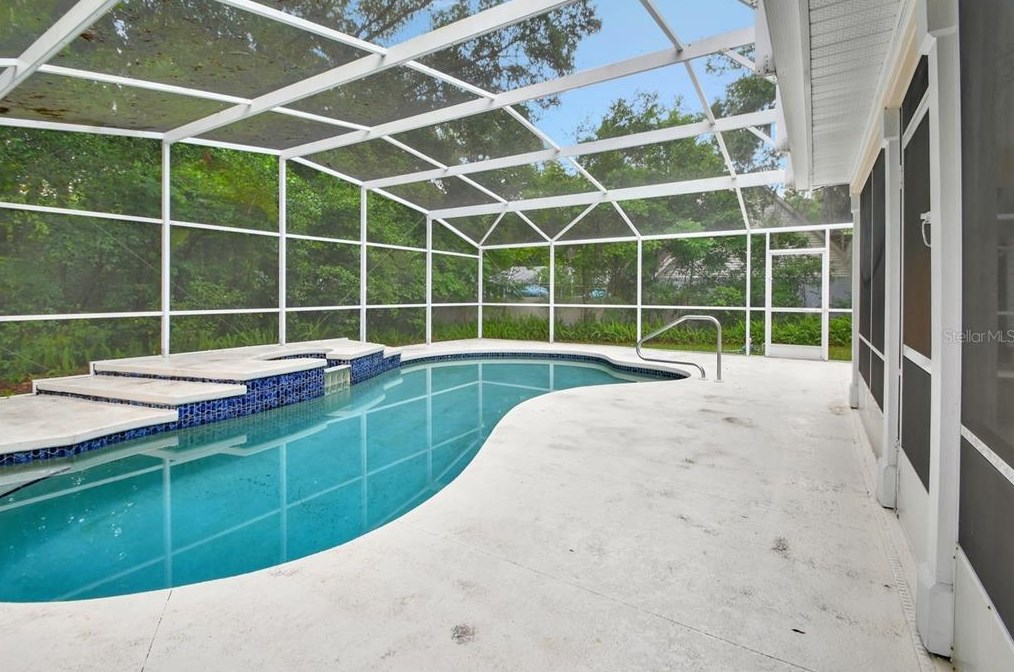 1536 Robinwood Dr, Deland FL  32720-2596 exterior