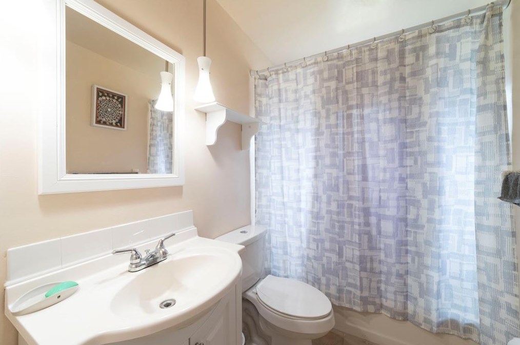 1070 Elkcam Blvd, Deltona FL  32725-2808 exterior