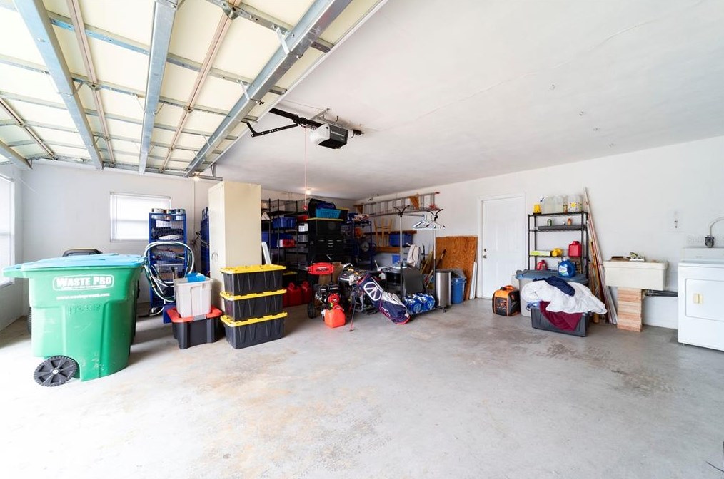 1070 Elkcam Blvd, Deltona FL  32725-2808 exterior