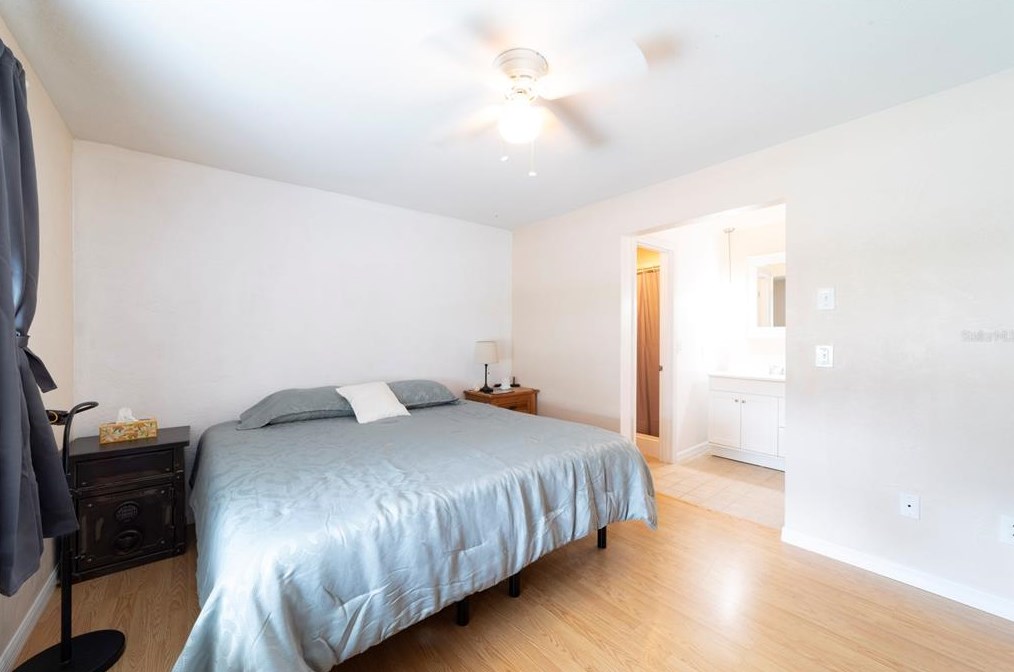 1070 Elkcam Blvd, Deltona FL  32725-2808 exterior