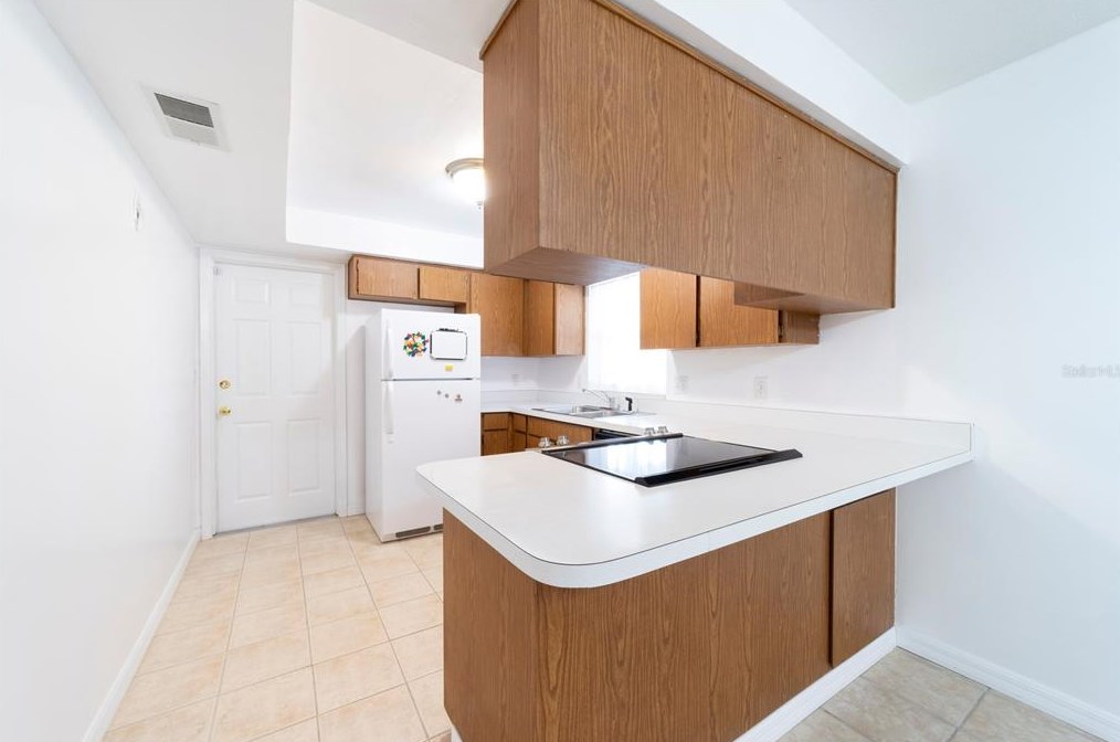 1070 Elkcam Blvd, Deltona FL  32725-2808 exterior