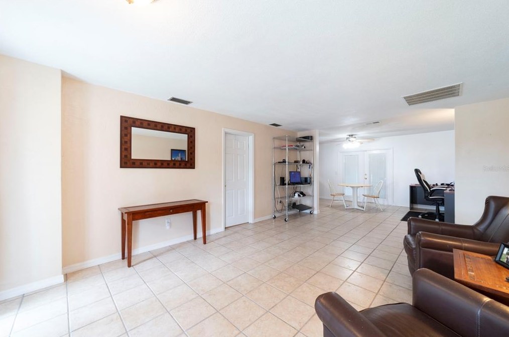 1070 Elkcam Blvd, Deltona FL  32725-2745 exterior