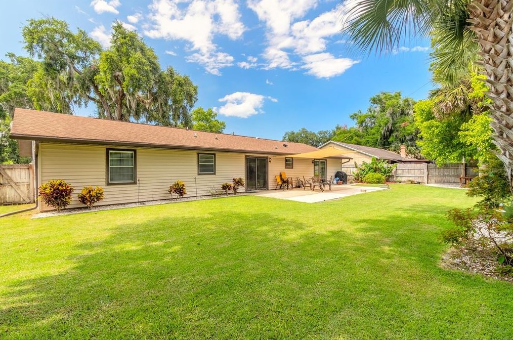 502 Sandy Oaks Blvd, Ormond Beach FL  32174-6130 exterior