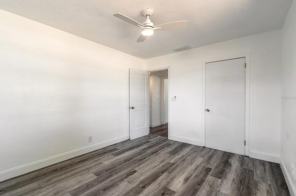 916 Essex Rd, Daytona Beach FL  32117-4513 exterior