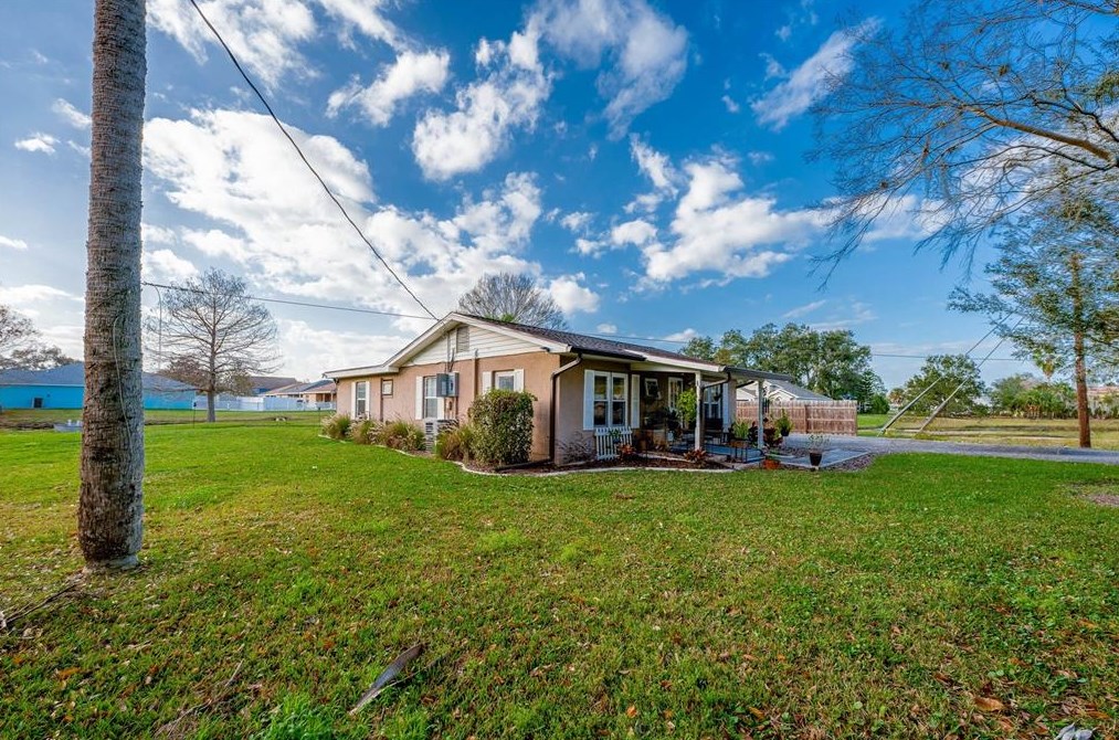 4850 Spruce Creek Rd, Daytona Beach FL  32127-5345 exterior