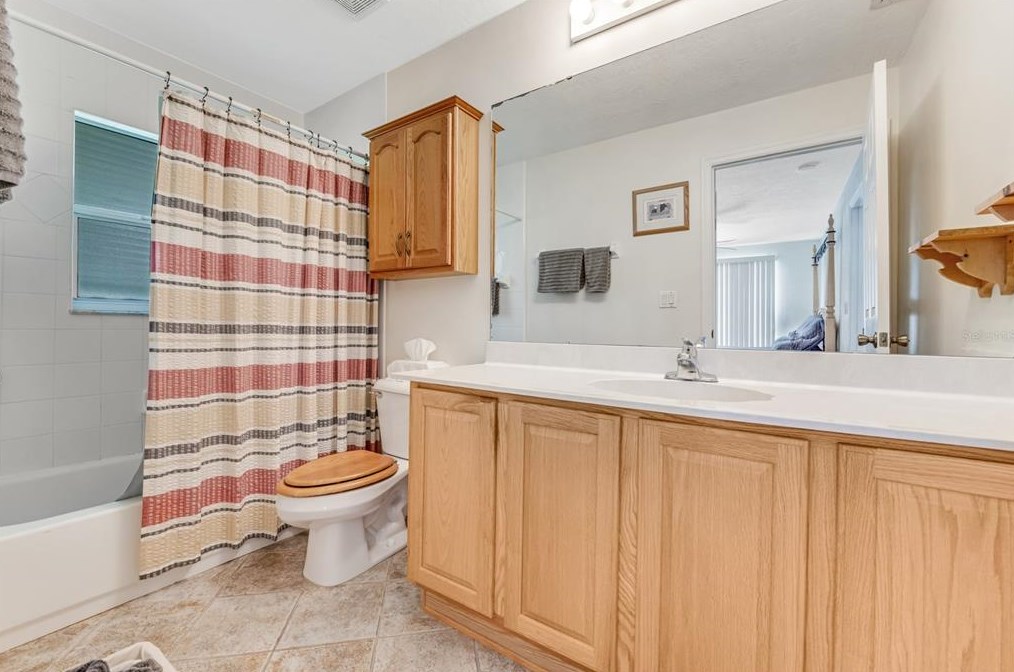 134 Avalon Dr, Ormond Beach FL  32176-2263 exterior