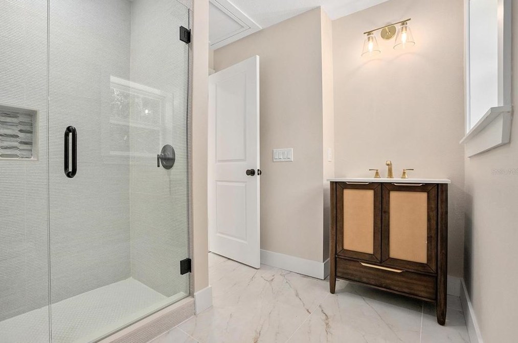 131 Interlake Ave, Deland FL 32724-4803 exterior