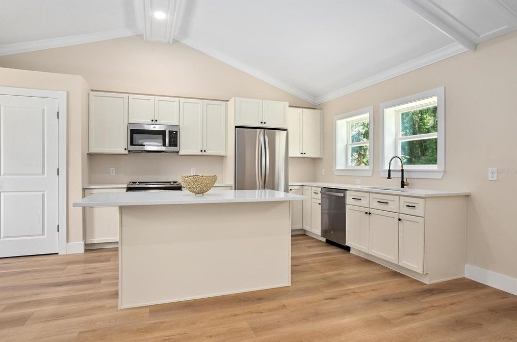 131 Interlake Ave, Deland FL 32724-4803 exterior