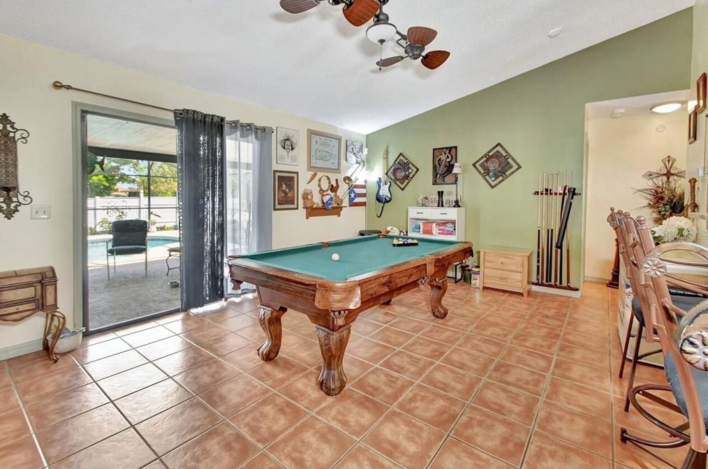 2374 Belen Dr, Deltona FL  32738-7844 exterior