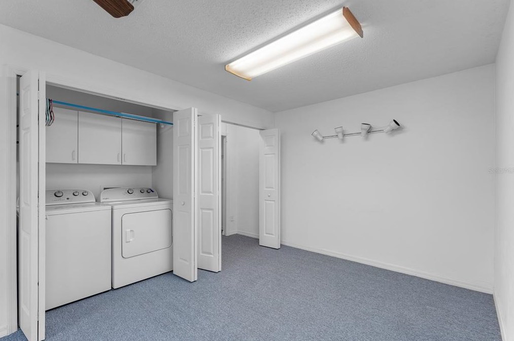 894 Stonybrook Cir, Daytona Beach FL  32127-4954 exterior