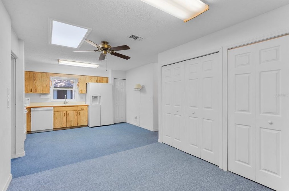 894 Stonybrook Cir, Daytona Beach FL  32127-4954 exterior