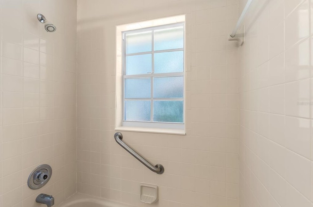 894 Stonybrook Cir, Daytona Beach FL  32127-4954 exterior