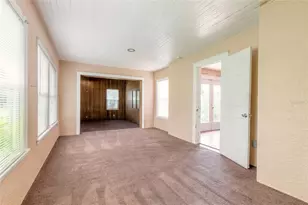 724 N Oleander Ave, Daytona Beach, FL 32118 - Photo 9