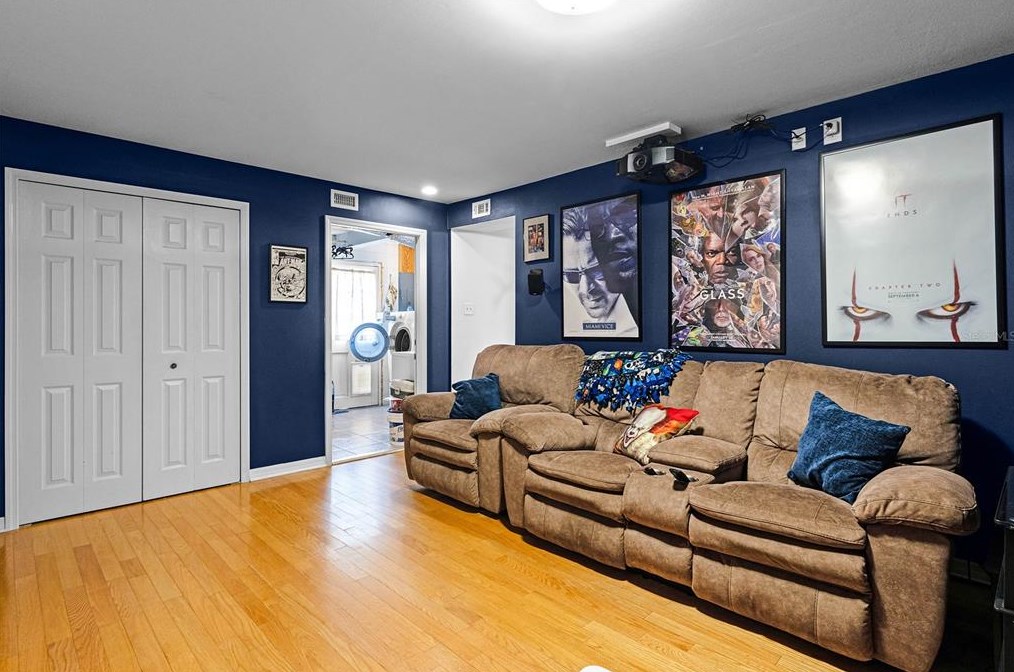 744 Woodward Ave, Deland FL  32720-6539 exterior