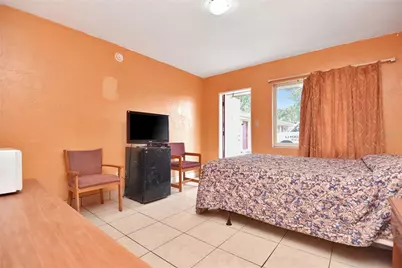 1028 Ridgewood Avenue, Daytona Beach, FL 32117 - Photo 27