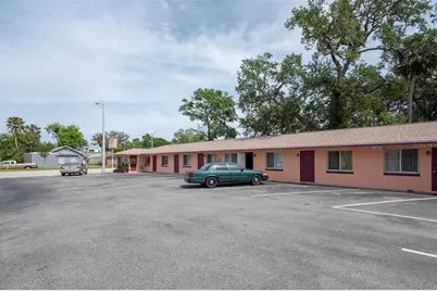 1028 Ridgewood Avenue, Daytona Beach, FL 32117 - Photo 3