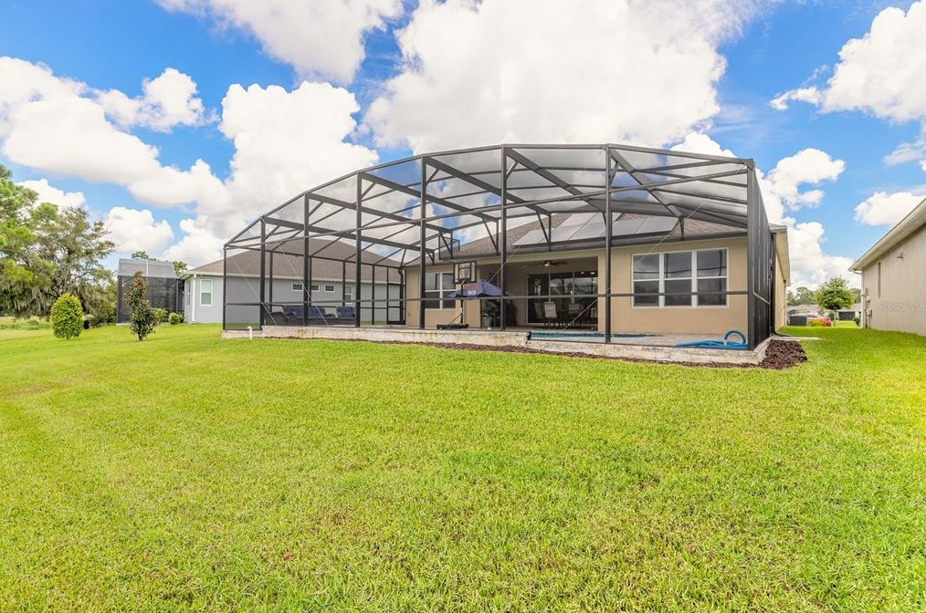 1074 Victoria Hl Dr, Deland FL  32724 exterior