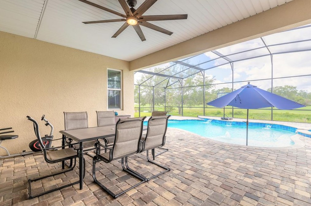 1074 Victoria Hl Dr, Deland FL  32724 exterior