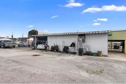 2480 N Woodland Boulevard, Deland, FL 32720 - Photo 15