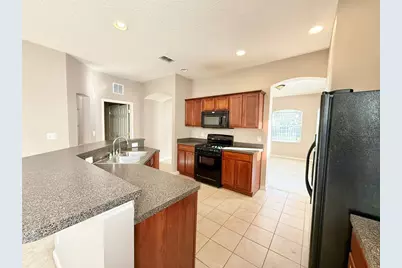 211 Foxglove Way, Deland, FL 32724 - Photo 9