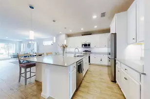 962 Compass Landing Dr, Orange City, FL 32763 - Photo 9