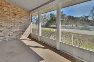 2400 S Glen Eagles Dr, Deland, FL 32724 - Photo 7