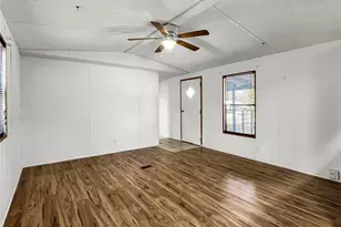 55006 5th St, Astor, FL 32102 - Photo 5