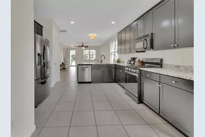 203 W Tarrington Drive, Deland, FL 32724 - Photo 13