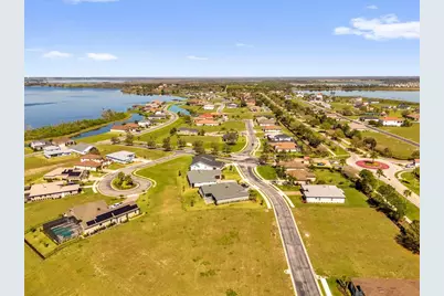 521 Blue Flag Drive, Auburndale, FL 33823 - Photo 7