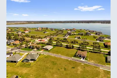 521 Blue Flag Drive, Auburndale, FL 33823 - Photo 5