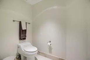 241 Riverside Dr, Daytona Beach, FL 32117 - Photo 13