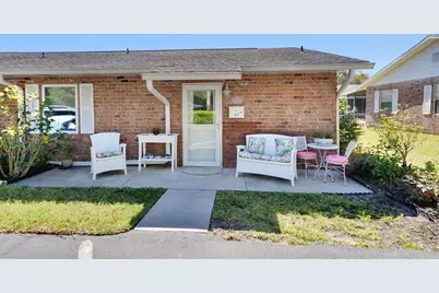 37 Fairway Court #C, Deland, FL 32724 - Photo 9