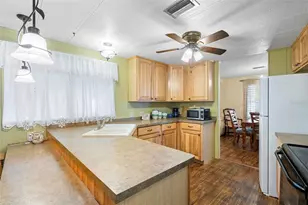 712 Whippoorwill Ln, Osteen, FL 32764 - Photo 11