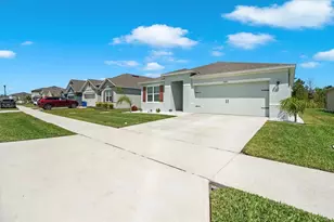 2686 Neverland Dr, New Smyrna Beach, FL 32168 - Photo 3