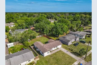 243 S Hull Avenue, Deland, FL 32720 - Photo 41