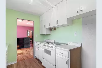 243 S Hull Avenue, Deland, FL 32720 - Photo 13