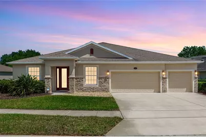 319 E Victoria Trails Boulevard, Deland, FL 32724 - Photo 1