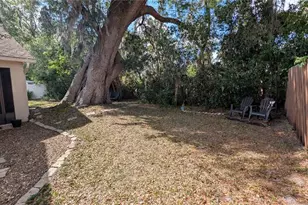 913 Lake Lindley Dr N, Deland, FL 32724 - Photo 27