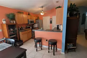 913 Lake Lindley Dr N, Deland, FL 32724 - Photo 7