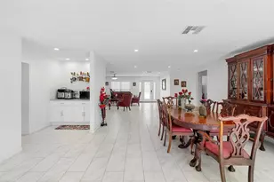 2048 Laredo Dr, Deltona, FL 32738 - Photo 15