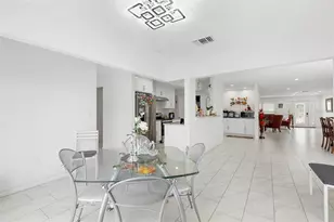 2048 Laredo Dr, Deltona, FL 32738 - Photo 17